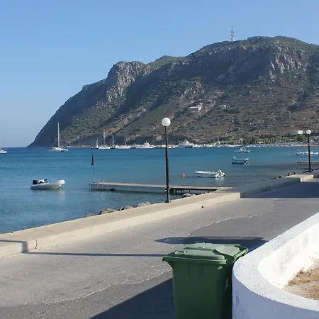 Anthoula Апартаменты