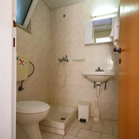 Apartment Anthoula *